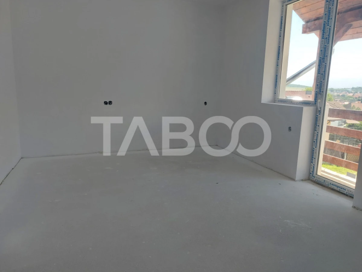Duplex de vanzare 150 mp P+1E 4 camere 145 mp teren liber Cisnadie - 10