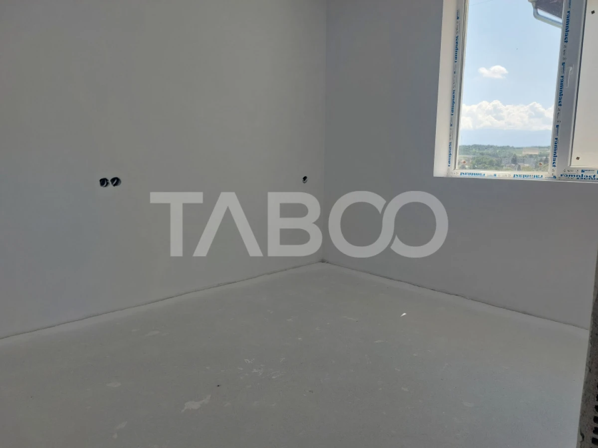 Duplex de vanzare 150 mp P+1E 4 camere 145 mp teren liber Cisnadie - 5