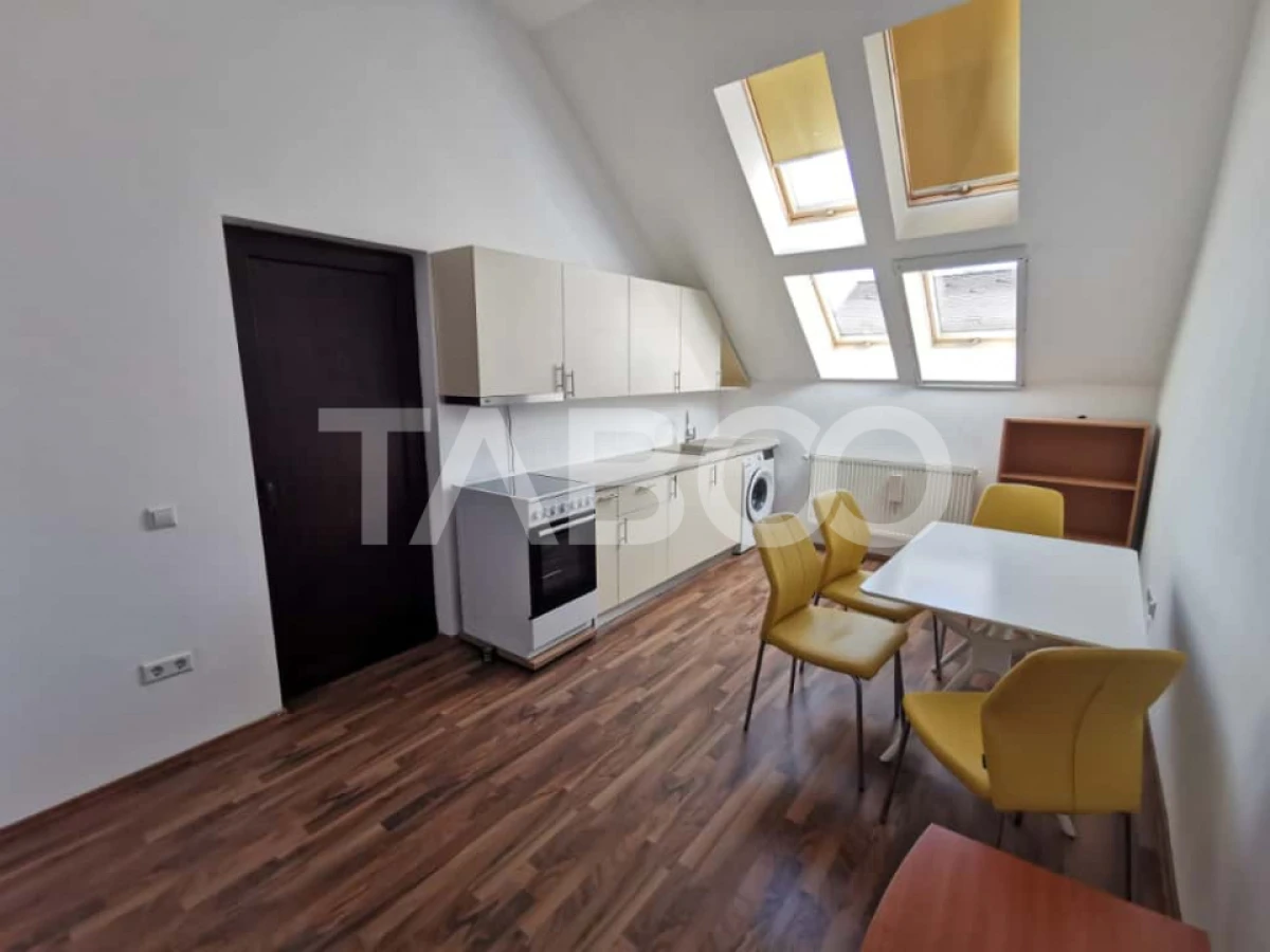 Apartament cu 3 camere langa facultatea de Stiinte de inchiriat - 4