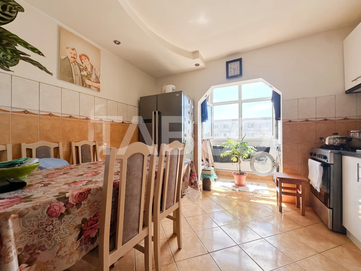 Apartament cu 2 camere decoandate de vanzare Comision 0% - 4