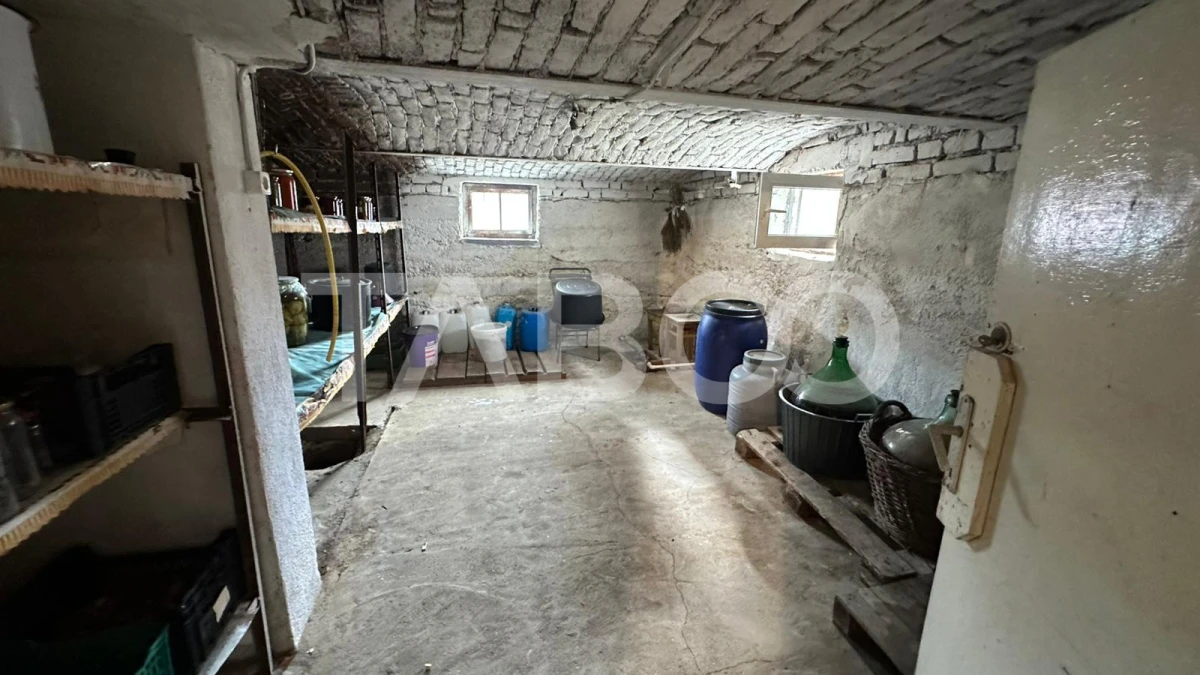 Casa individuala 5 camere 800 mp acces auto teren zona Turnisor Sibiu - 10