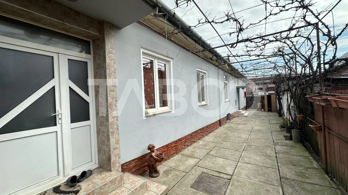 Casa individuala 5 camere 800 mp acces auto teren zona Turnisor Sibiu - 4