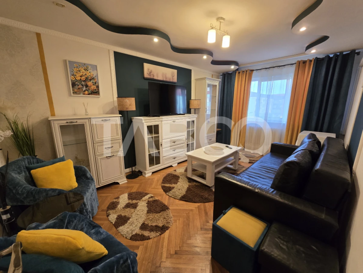 Apartament decomandat 3 camere balcon pivnita lift Vasile Aaron Sibiu - 1
