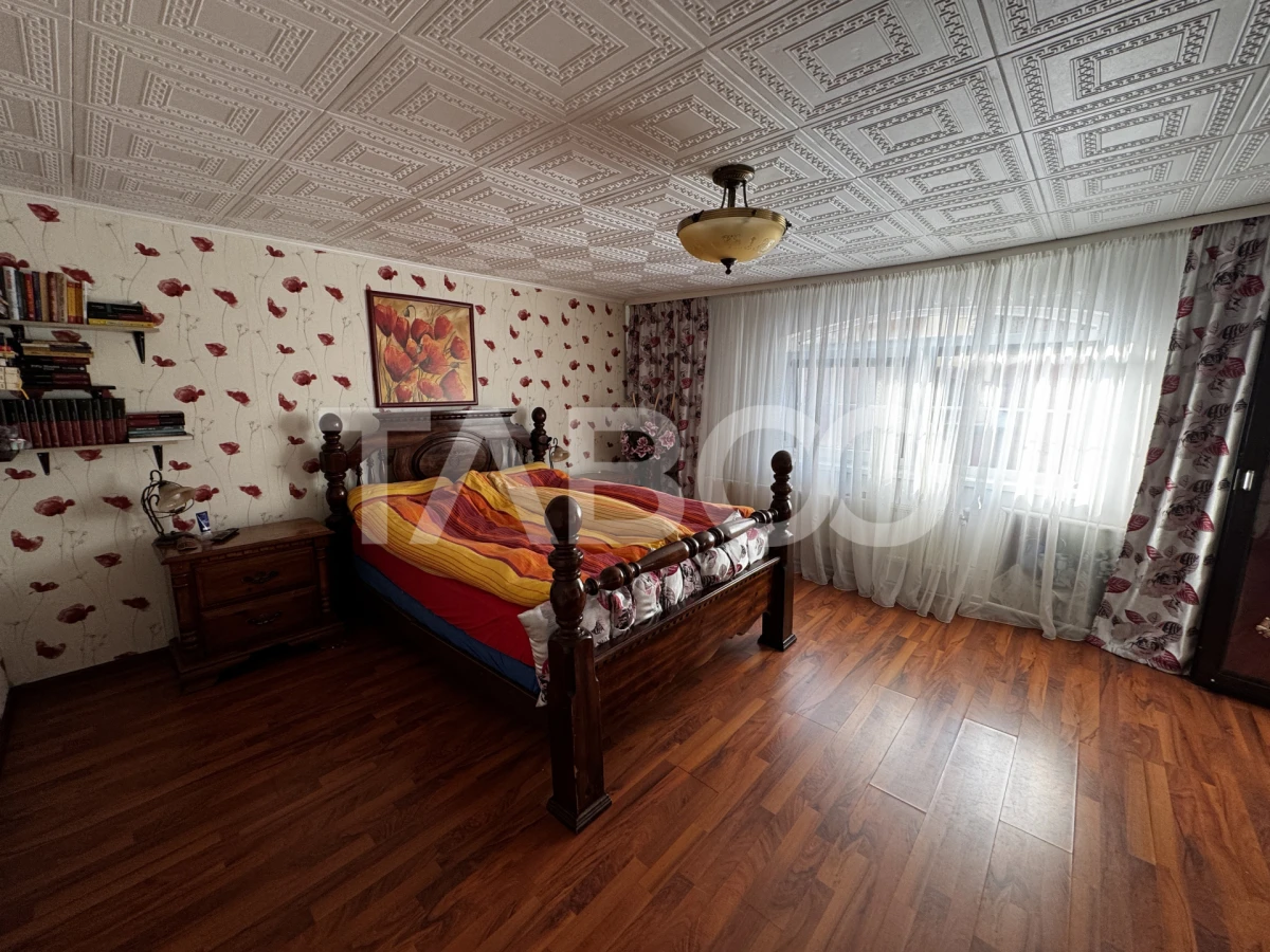 Casa individuala 2 camere garaj filigorie si curte Cristian Sibiu - 9