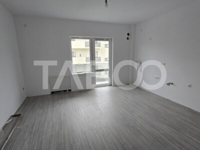 De vanzare - apartament cu 3 camere decomandate parcare Doamna Stanca