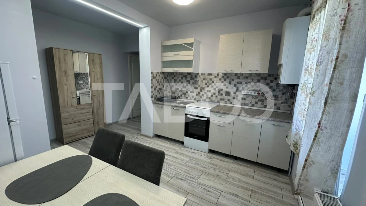 Apartament de inchiriat 2 camere decomandat balcon zona Strand Sibiu - 4