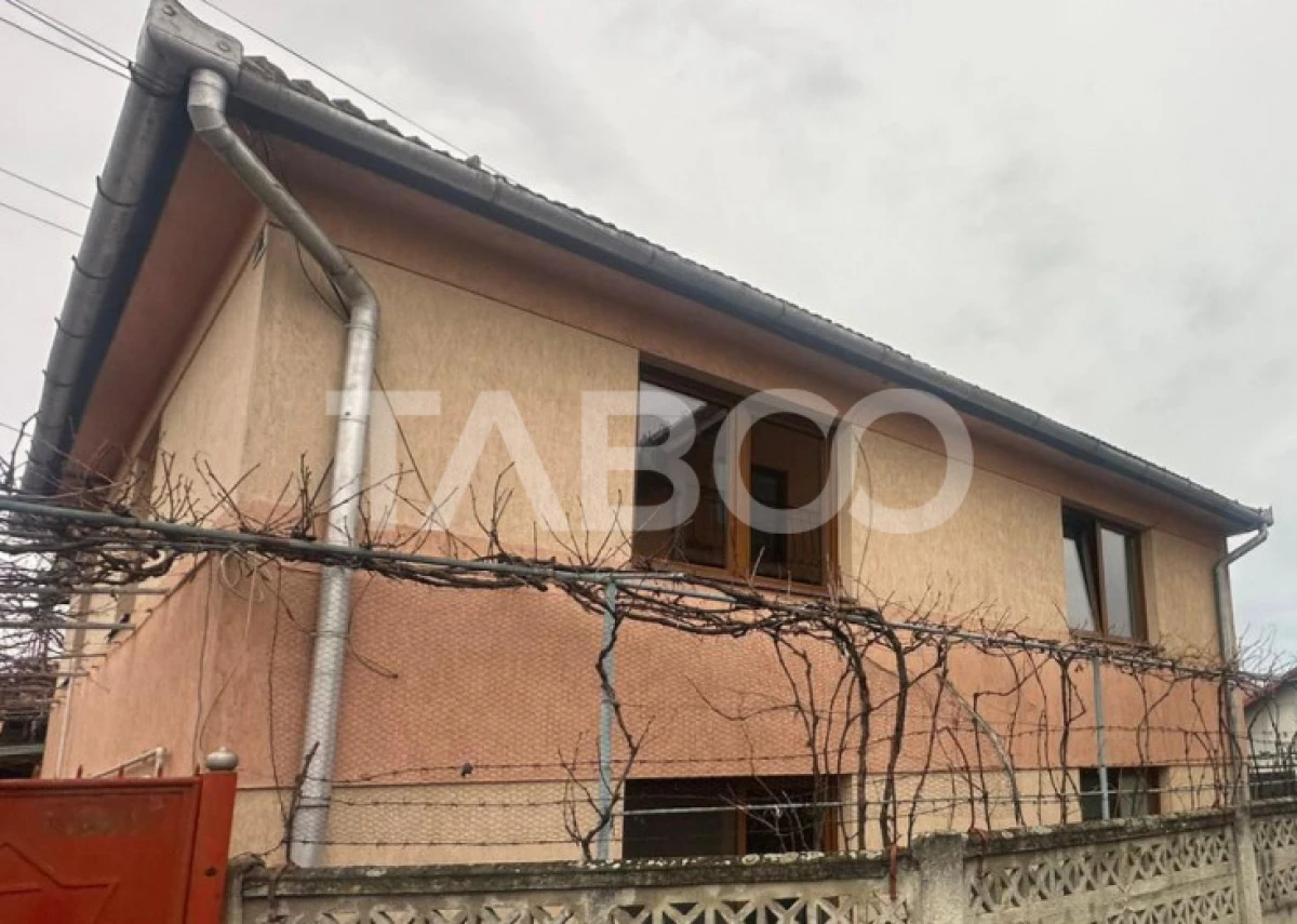 Apartament 3 camere 105 mpu la casa cu curte zona Tiglari Sibiu - 10