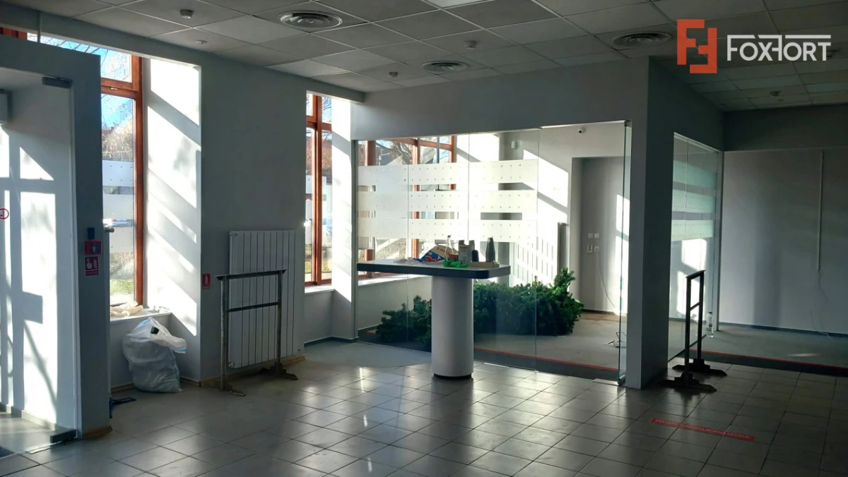 Spatiu comercial de inchiriat, pentru birouri sau alte activitati - 2