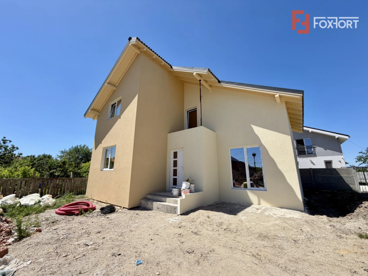 Casa individuala 4 camere, cu toate utilitatile - Sanandrei - 1