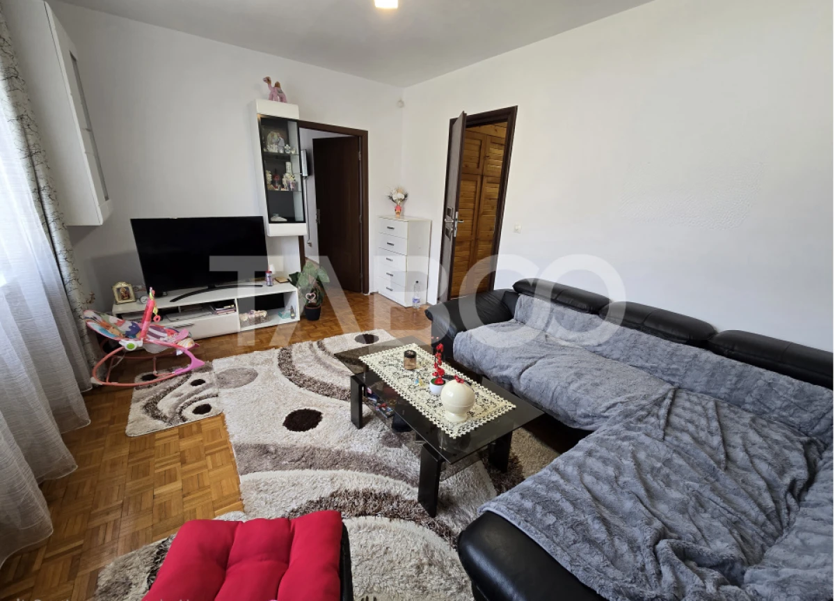 Apartament 2 camere de vanzare mobilat cu balcon in Terezian Sibiu - 8