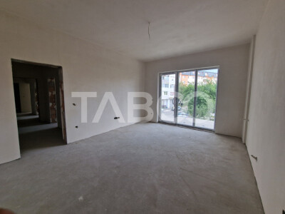 Apartament 83 mpu cu 3 camere decomandate 2 bai 2 balcoane SIBIU