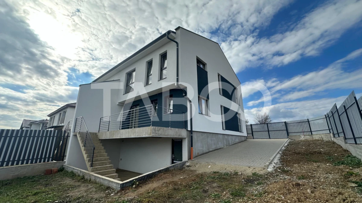 Casa 4 camere de tip Duplex Comision 0 teren liber 230 pivnita Sibiu - 1