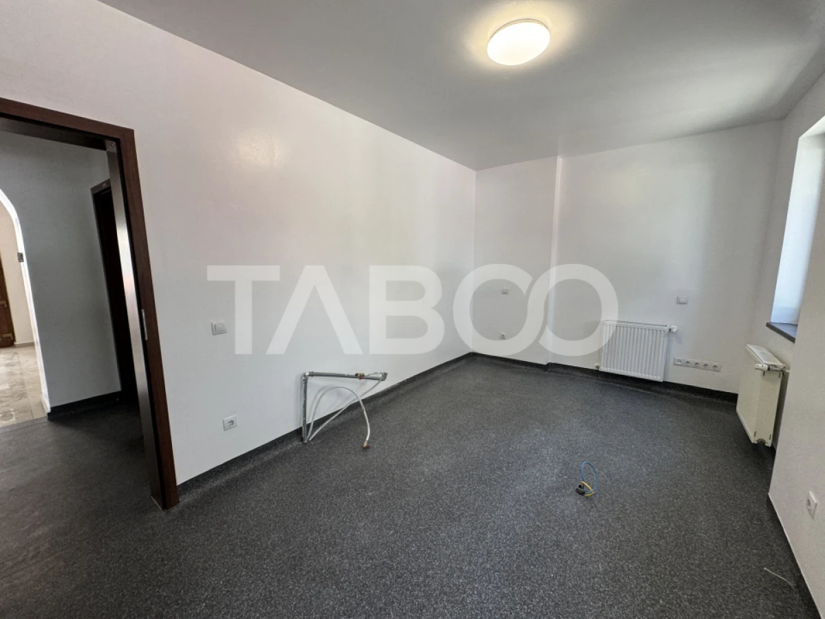 Casa individuala pretabila comercial / birouri 7 camere Central Sibiu - 9