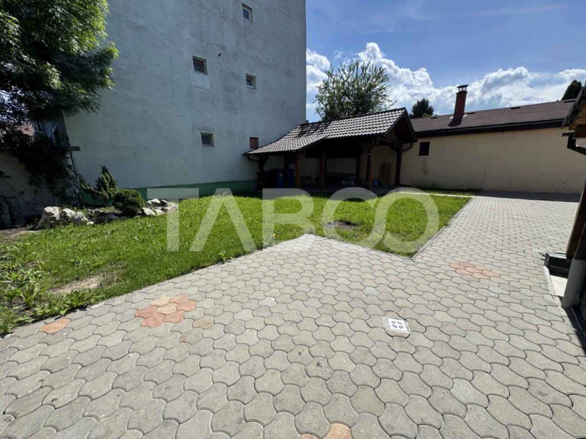 Casa individuala pretabila comercial / birouri 7 camere Central Sibiu - 4