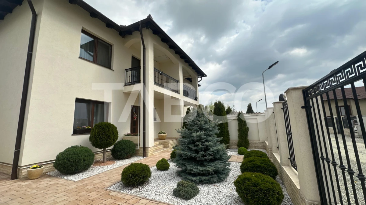 Casa tip duplex 4 camere moderna de zona Arhitectilor Sibiu - 1
