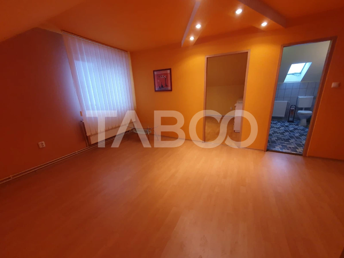 Proprietate exclusivista 2 case si 1 spatiu comercial in zona Centrala - 10