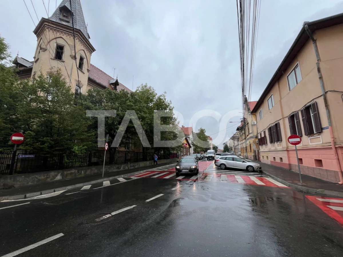 Apartament 3 camere central in cea mai frumoasa zona a orasului Sibiu - 1