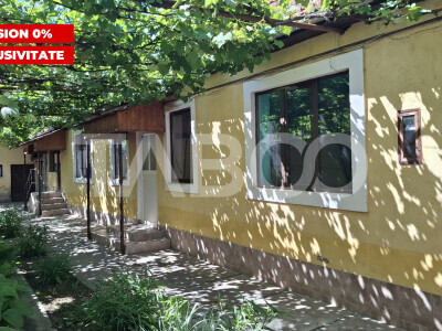 Casa individuala de vanzare 3 camere curte 400 mp zona Turnisor