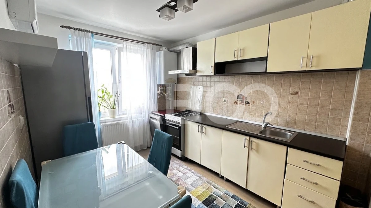 Apartament mobilat utilat 2 camere 2 locuri de parcare Calea Cisnadiei - 4