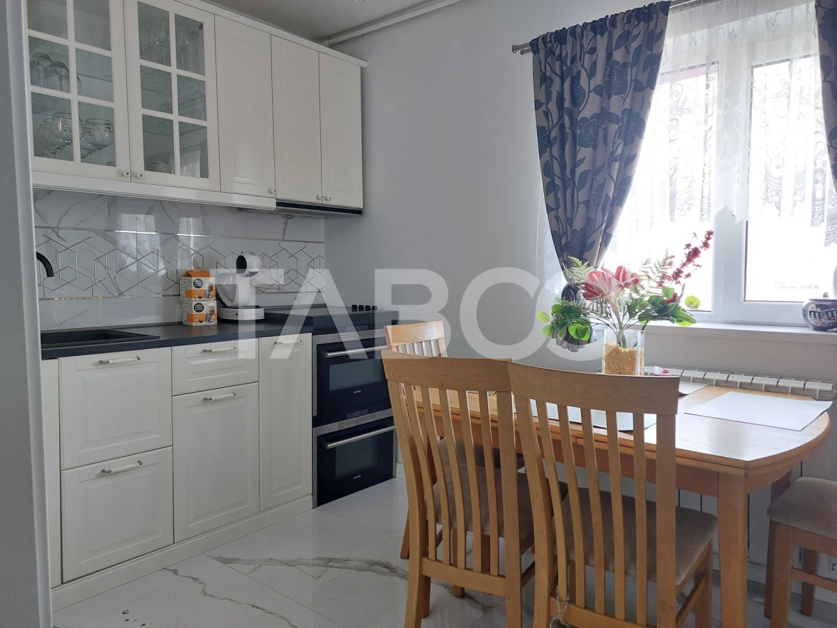 Apartament de inchiriat 3 camere 2 bai aproape de parc Valea Aurie - 2