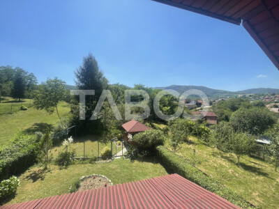 Casa individuala zona de munte cu 6 camere si teren 1030 mp Vale Sibiu