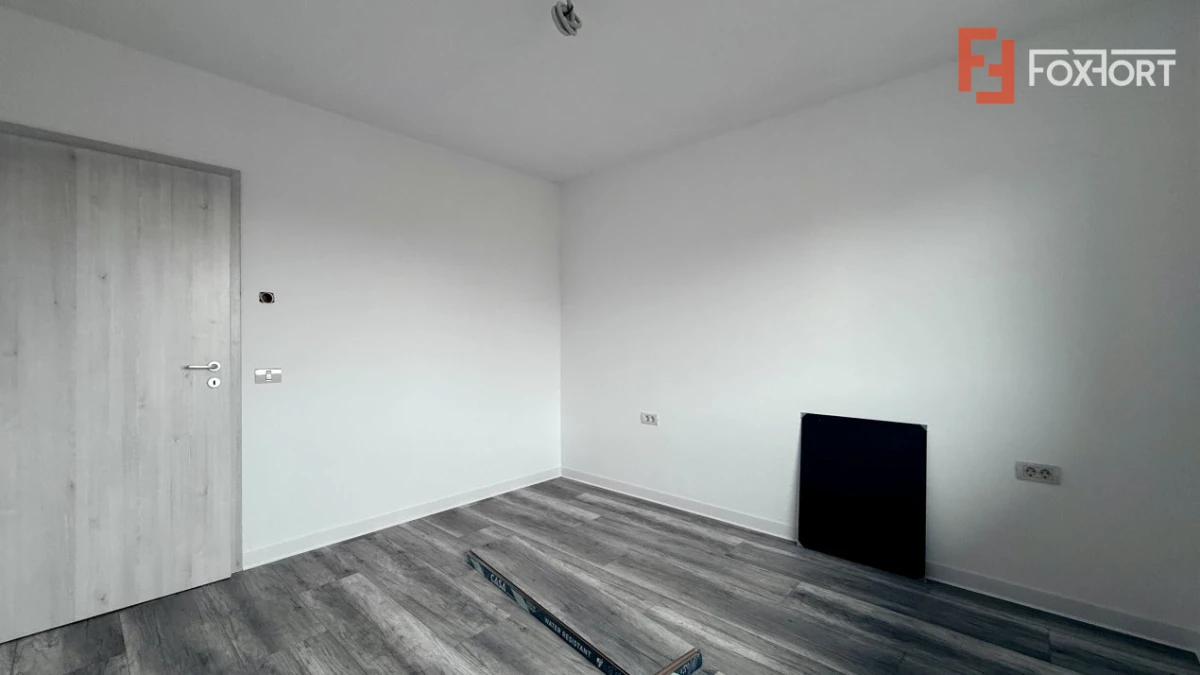 COMISION 0% Duplex cu 4 camere de vanzare si teren de 270 mp - zona Sacalaz - 9