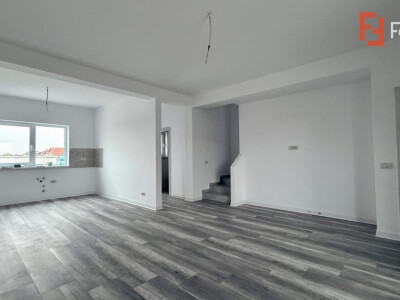 COMISION 0% Duplex cu 4 camere de vanzare si teren de 270 mp - zona Sacalaz