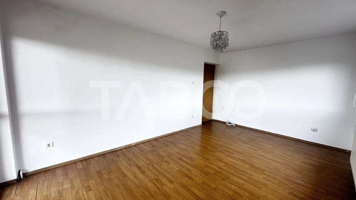Apartament decomandat 3 camere etaj intermediar zona Trei Stejari - 5