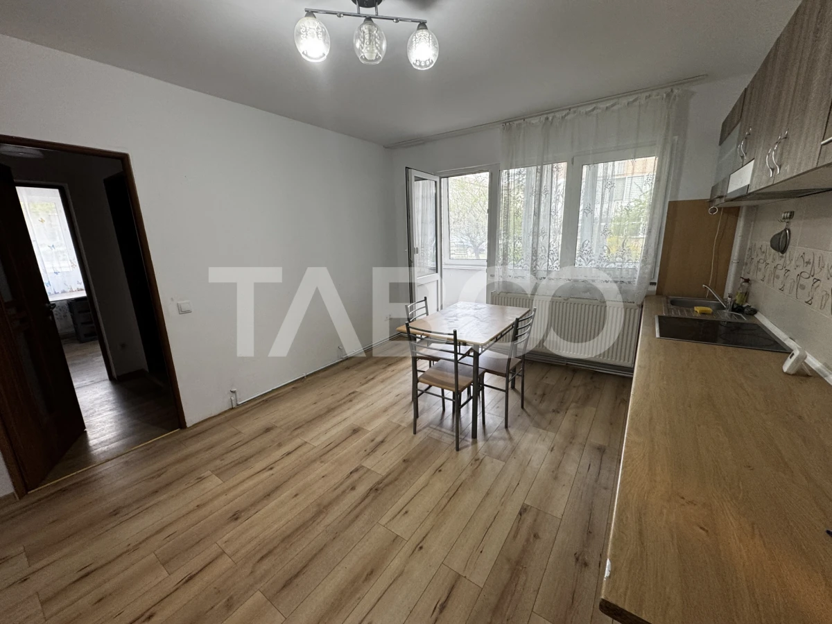 COMISION 0-Apartament 3 camere renovat complet balcon Rahovei Sibiu - 10