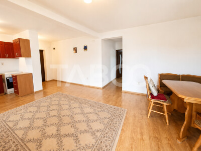 Apartament decomandat 2 camere si balcon Selimbar Brana