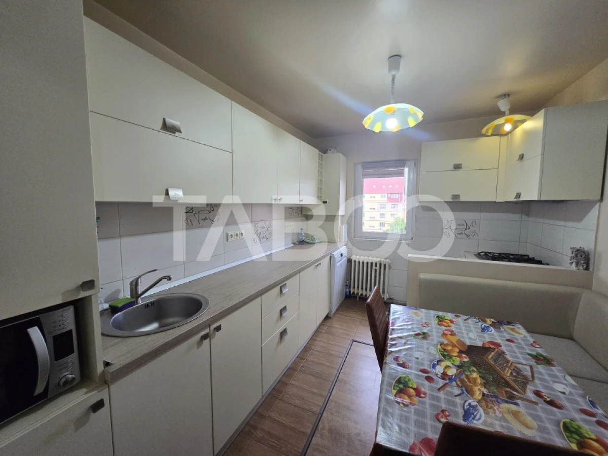 Apartament decomandat 3 camere de inchiriat 64mpu zona Strand Sibiu - 4