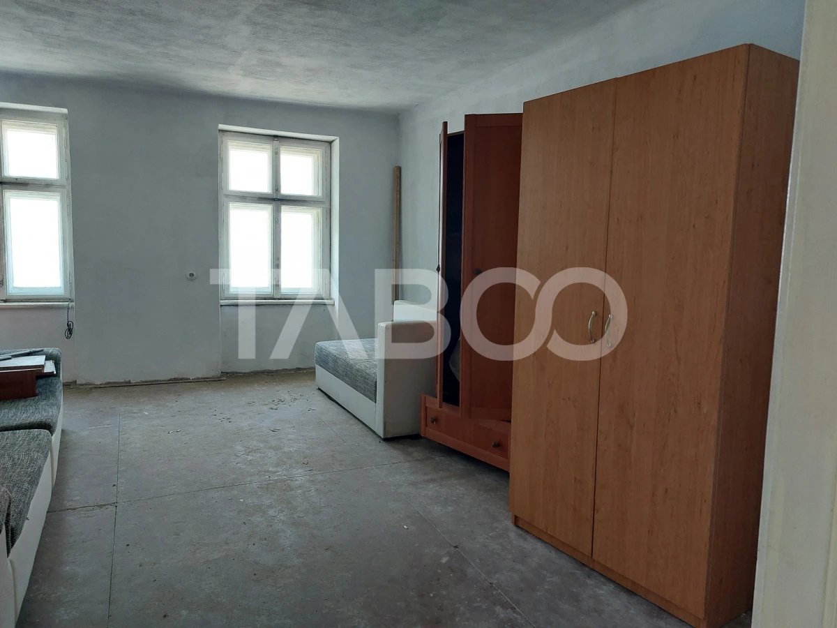 Comision 0-Apartament 2 camere 37mp la casa necesita renovare Cisnadie - 3