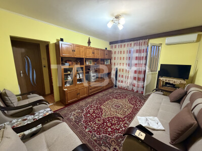 Apartament 3 camere etaj 3 boxa la subsol aer conditionat 62 mpu