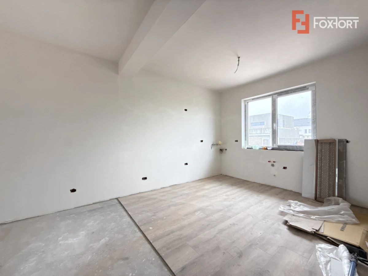 Duplex cu 4 camere, de vanzare in Sacalaz, zona Exterior Nord - 2