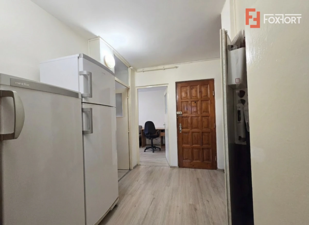 Apartament 2 camere de Vanzare, Decomandat, Micalaca, 2 Balcoane, Comision 0% - 6