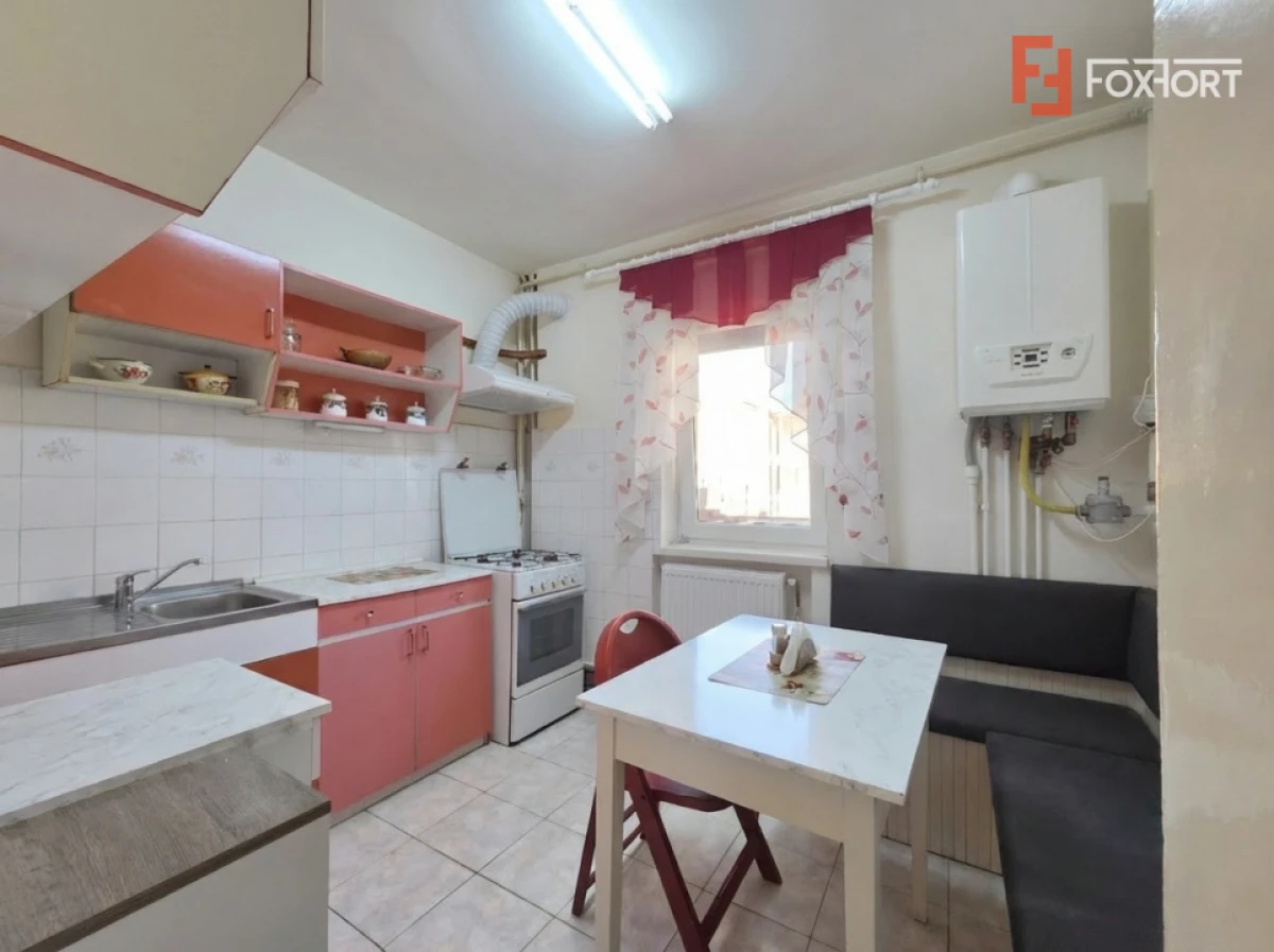 Apartament 2 camere de Vanzare, Decomandat, Micalaca, 2 Balcoane, Comision 0% - 4
