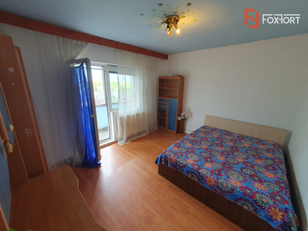 Apartament 2 camere decomandat, etaj 3/4 - zona Steaua - 3