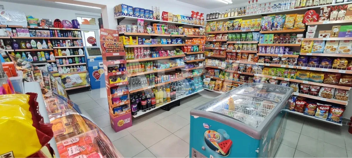Spatiu comercial de vanzare Arhitectilor - chirias activ - 1
