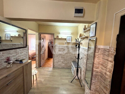 Apartament 3 camere de vanzare 55mp etaj 2 Valea Aurie