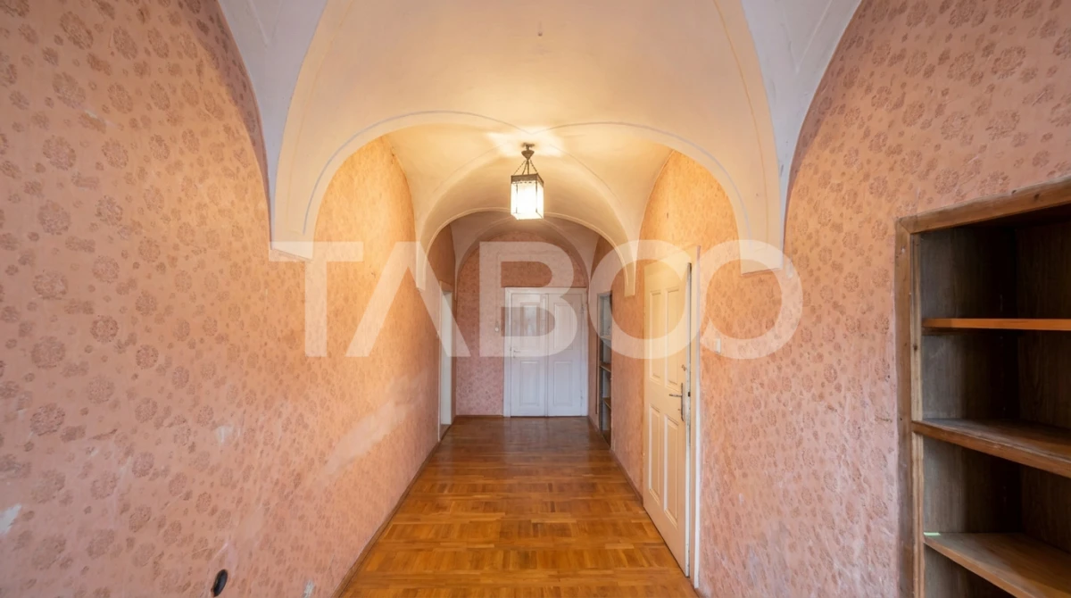 Apartament de vanzare 2 camere 81mpu + pivnita 22mp Centrul Istoric - 5