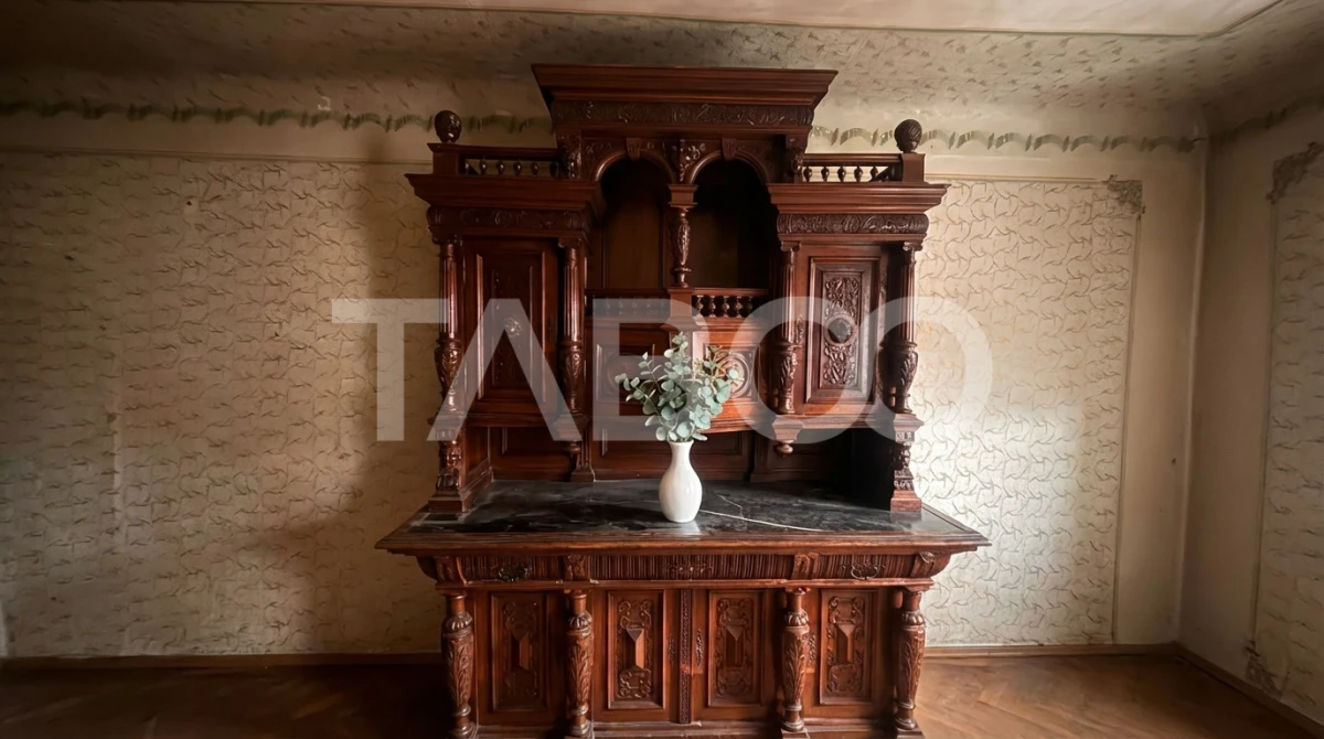 Apartament de vanzare 2 camere 81mpu + pivnita 22mp Centrul Istoric - 3
