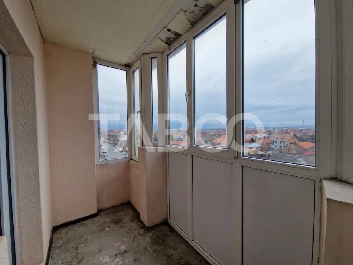 Apartament decomandat 3 camere 74 mpu 2 balcoane lift Terezian Sibiu - 10