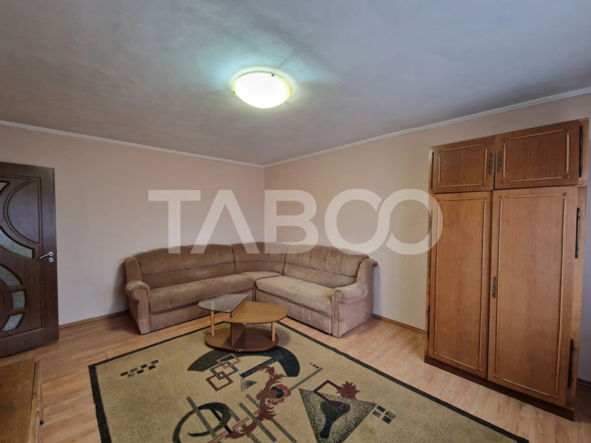 Apartament decomandat 3 camere 74 mpu 2 balcoane lift Terezian Sibiu - 1