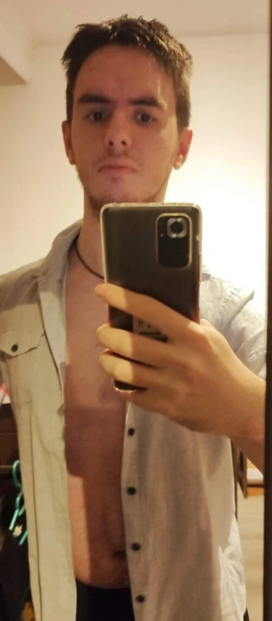 Gigolo discret pt parteneră Constanța - 1