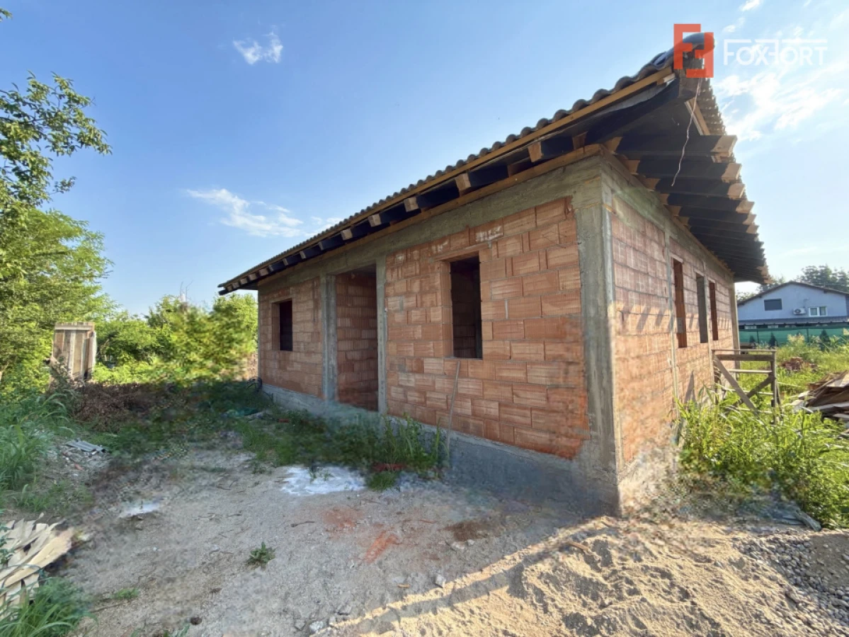 Casa individuala cu 3 camere si 656 mp teren, de vanzare in Sanmihaiu Roman - 3