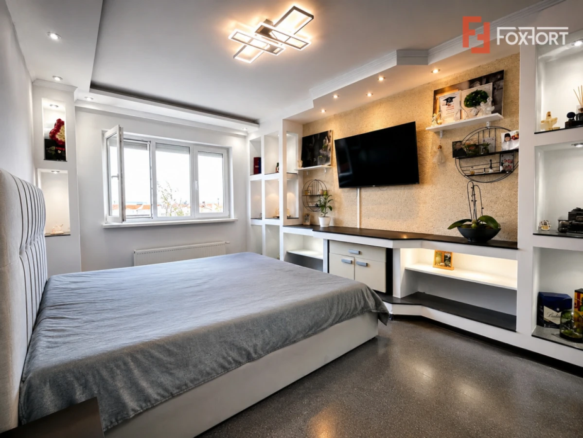Apartament 3 camere, 78 mp, decomandat, Aurel Vlaicu-Arad - 2