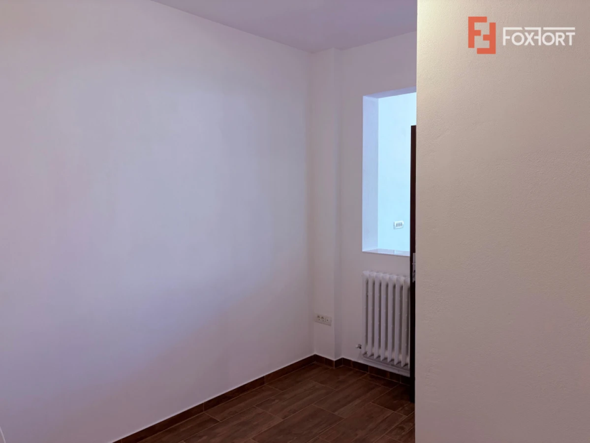 Spatiu comercial 44 mp cu birou si chicineta - zona Iosefin - 9