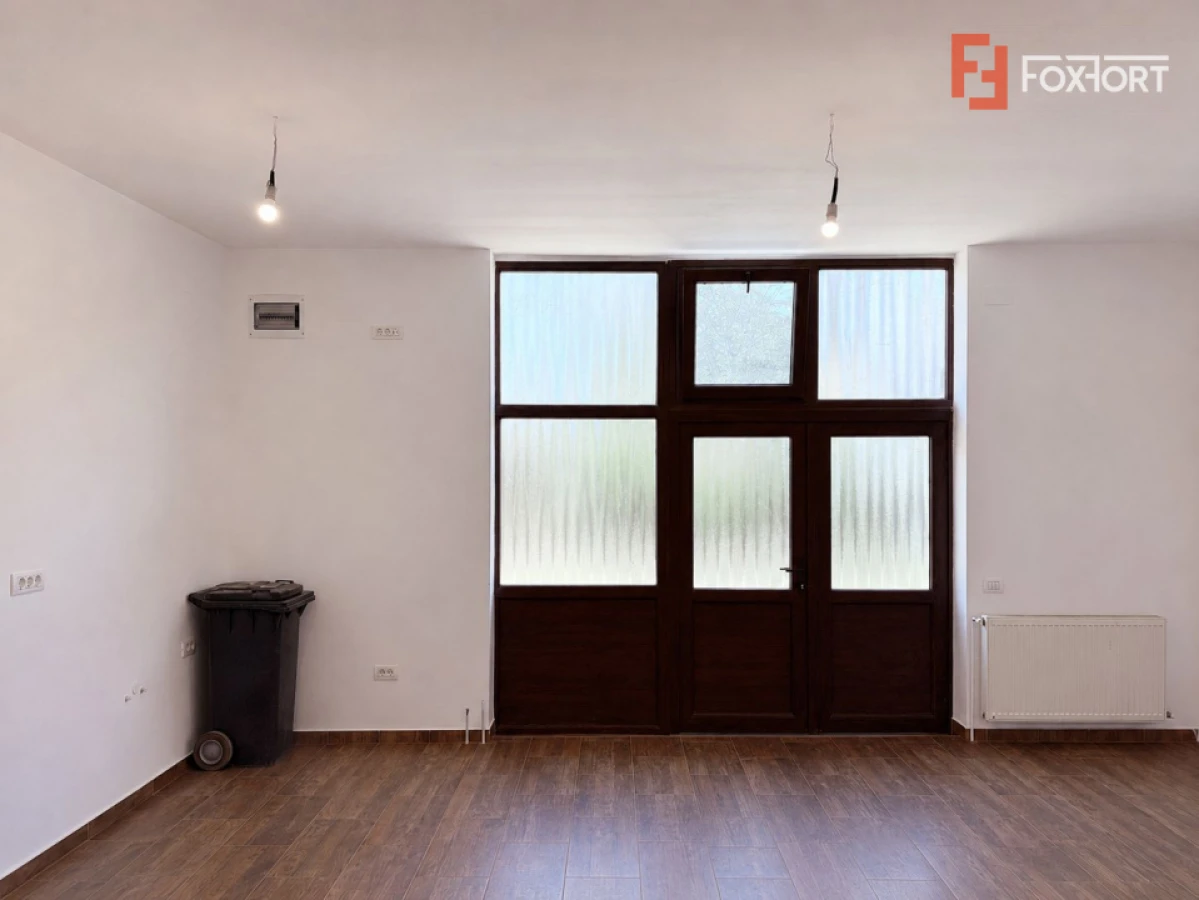 Spatiu comercial 44 mp cu birou si chicineta - zona Iosefin - 1