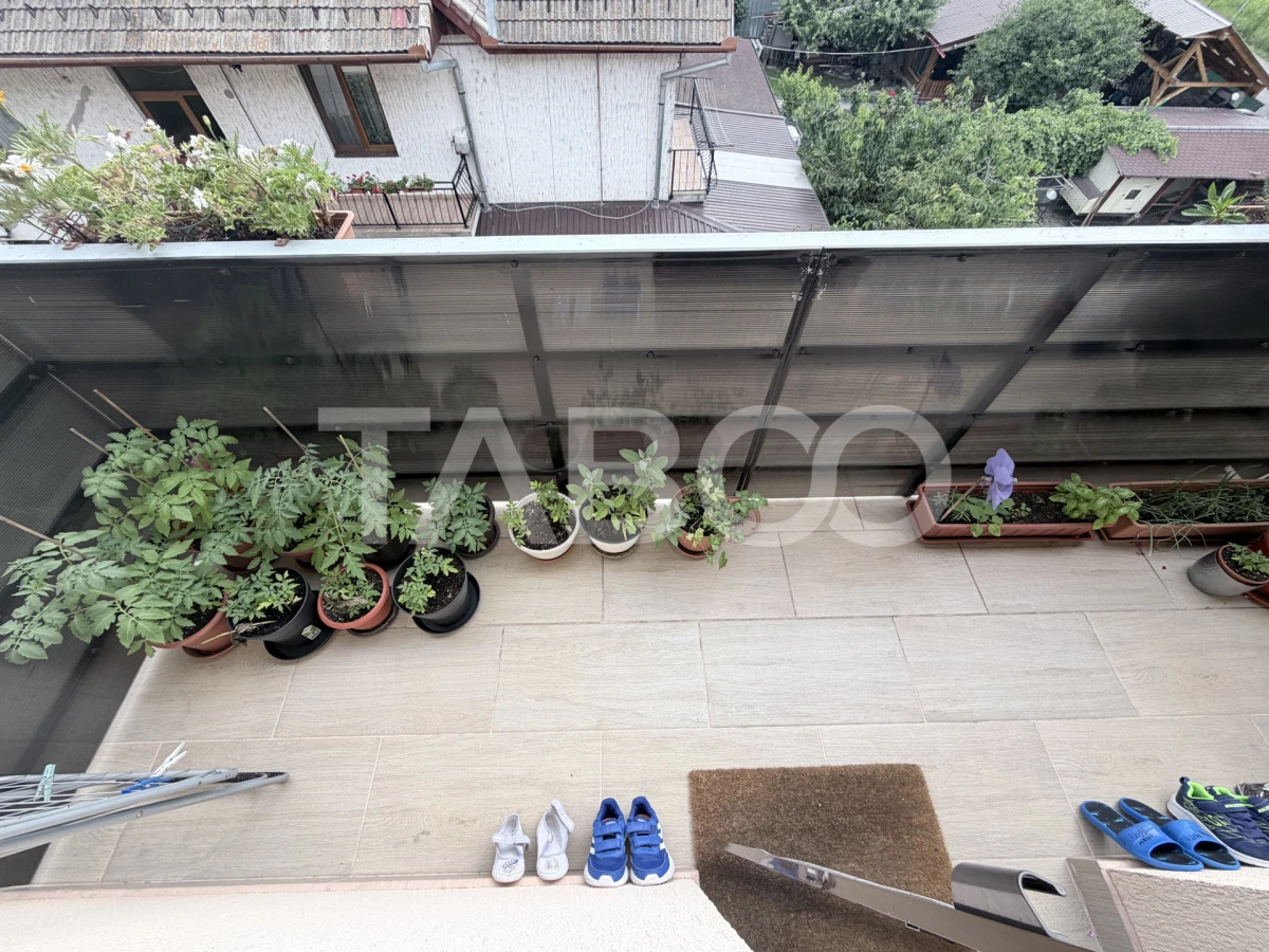 Apartament decomandat 4 camere 110 mp utili parcare privata Sura Mare - 10