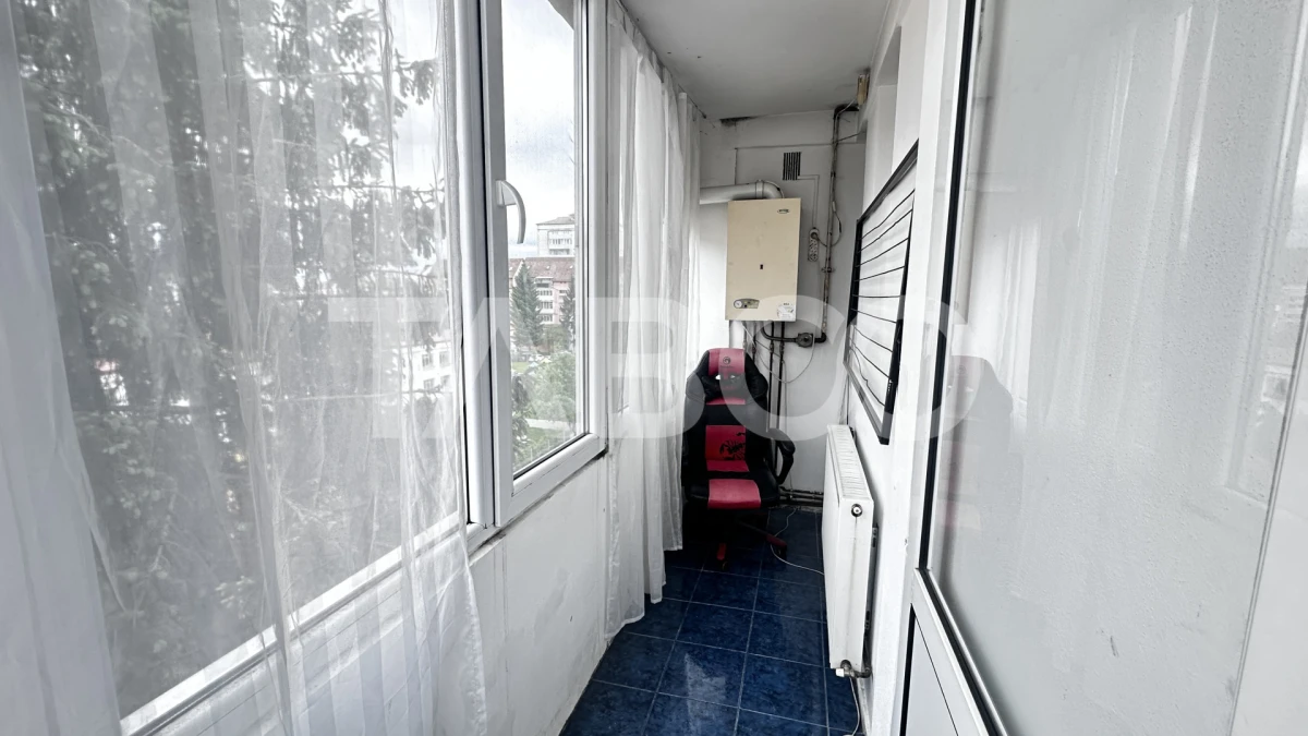 Apartament de vanzare 37 mp 2 camere balcon zona Mihai Viteazul Sibiu - 8
